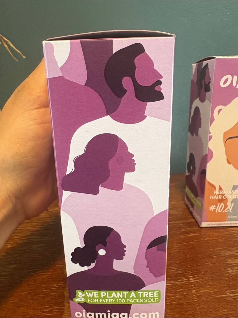 OIAMIGA Pearl Blonde Permanent Hair Color #10.21 - White & Lilac Packaging - Picture 4 of 5